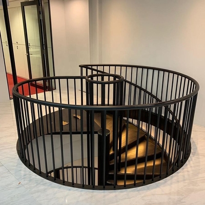 Binnen/Openlucht de Leuningsontwerp 8501200mm van het Roestvrij staaltraliewerk
