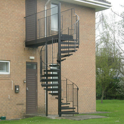 Outdoor gepoedercoat koolstofstaal wenteltrap aangepaste grootte