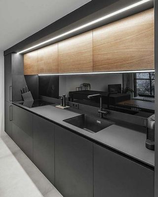 De recentste van het het Meubilairkwarts van het Douanehuis Lak van de de Teak Moderne Keukenkast eindigt