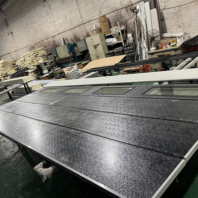 Van het de Villastaal van het Tesia In het groot Aluminium Eigentijdse Sectionele de Garagedeur