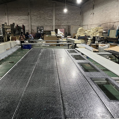 Van het de Villastaal van het Tesia In het groot Aluminium Eigentijdse Sectionele de Garagedeur