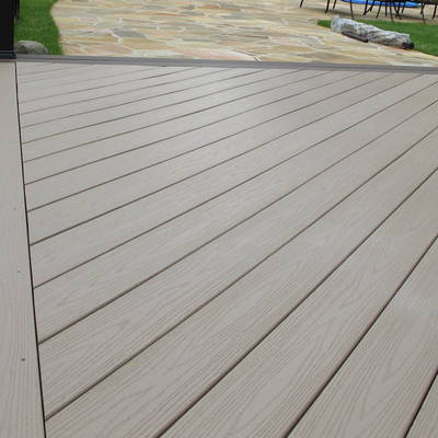 18mm Matt Plastic Wood Grain Flooring UV Bestand pvc Samengestelde Decking