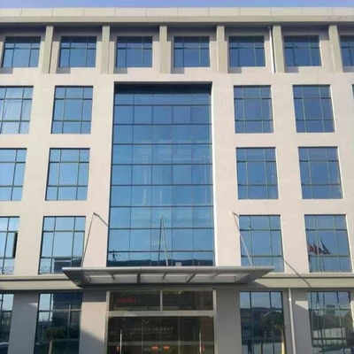 Van het de Gordijngevel Lage E Glas van het manierdubbel Verglaasde Aluminium de Gordijngevelvoorgevel