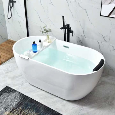 OEM de Ovale Acryl Freestanding Badkuip van het Centrumafvoerkanaal voor Kleine Badkamerss